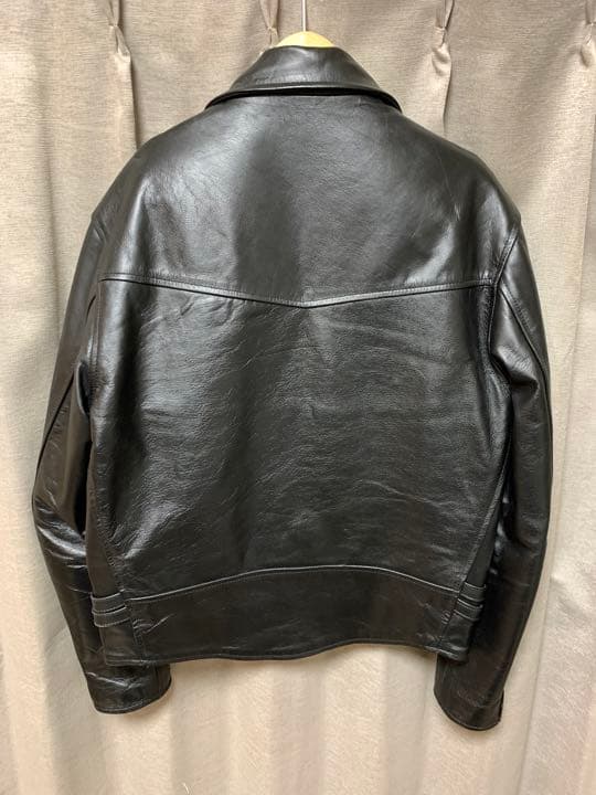 牛革　ライダースジャケット