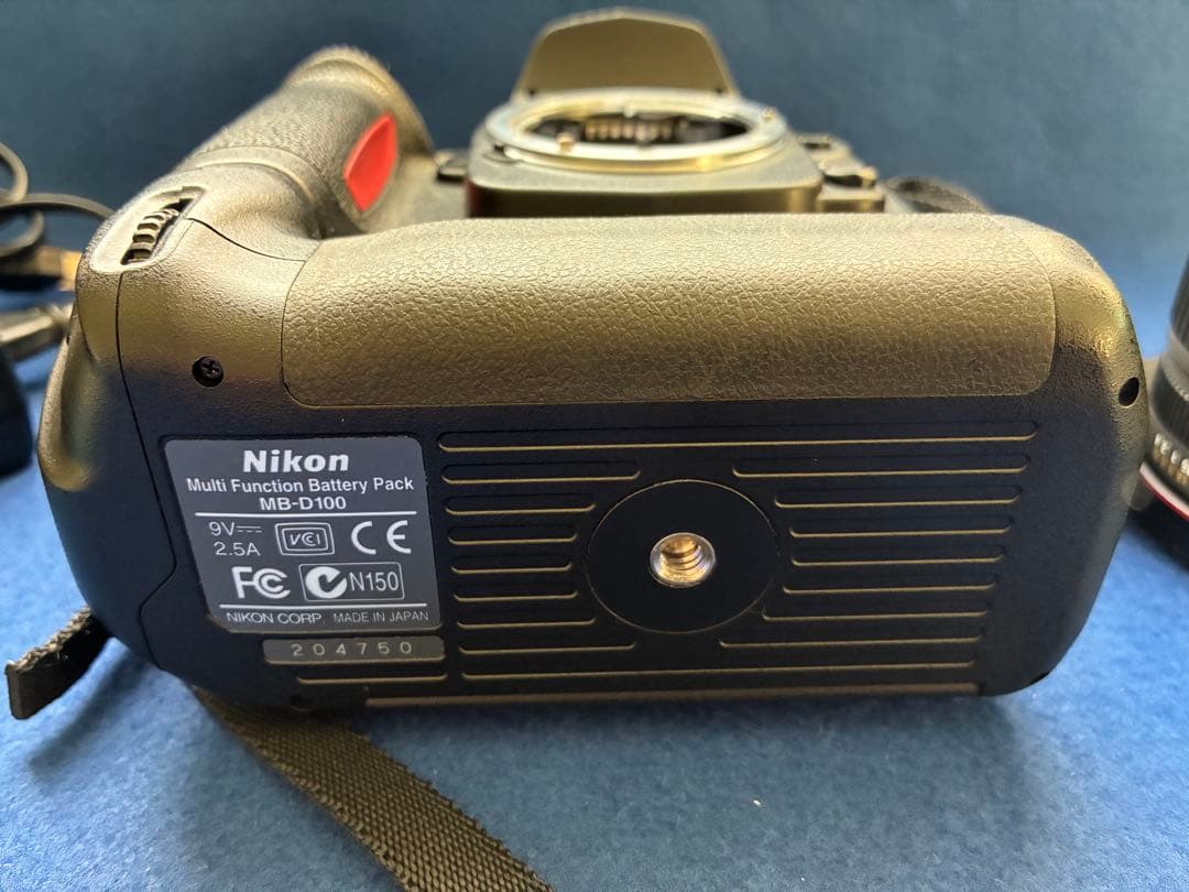 【豪華セット】Nikon D100 ボディ ＋ SIGMAレンズ2本バッテリー2