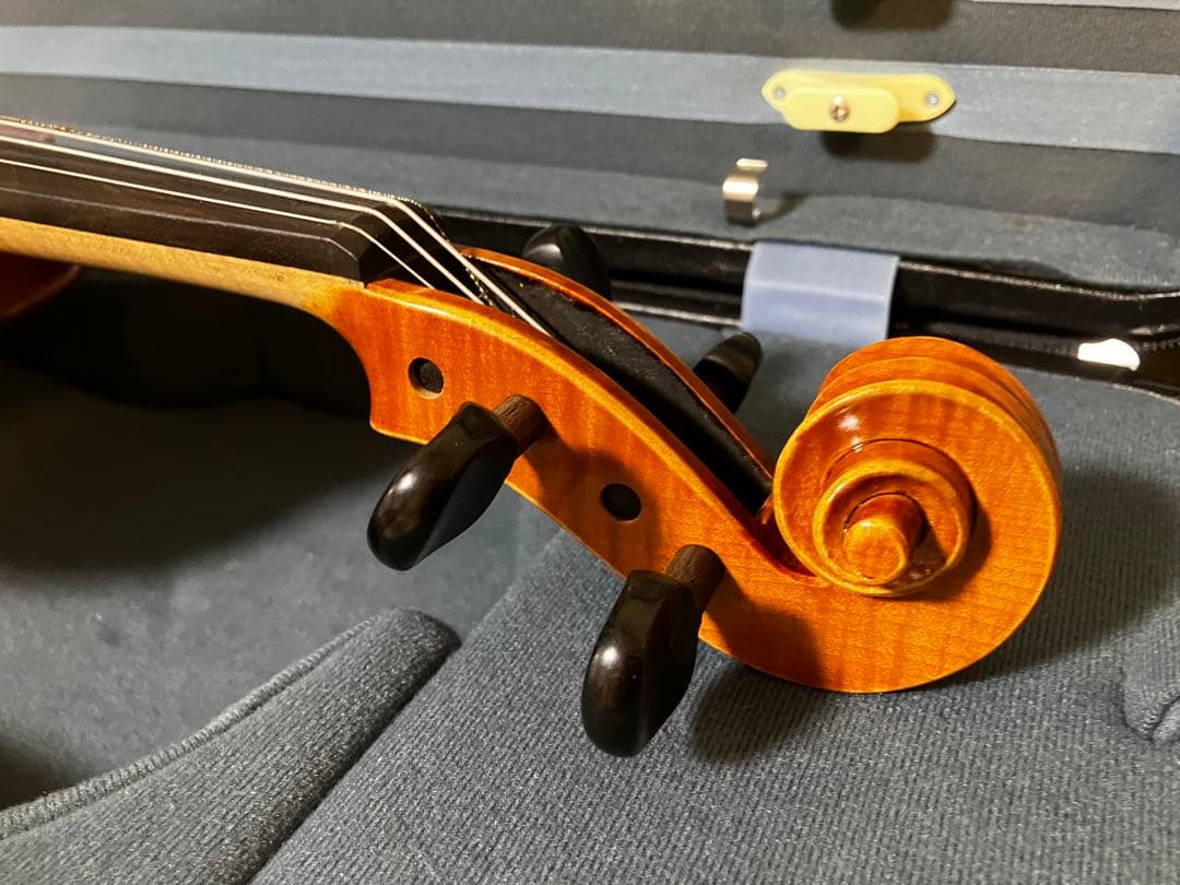 20年以上前　ピグマリウス　4/4 バイオリン　本体とケース