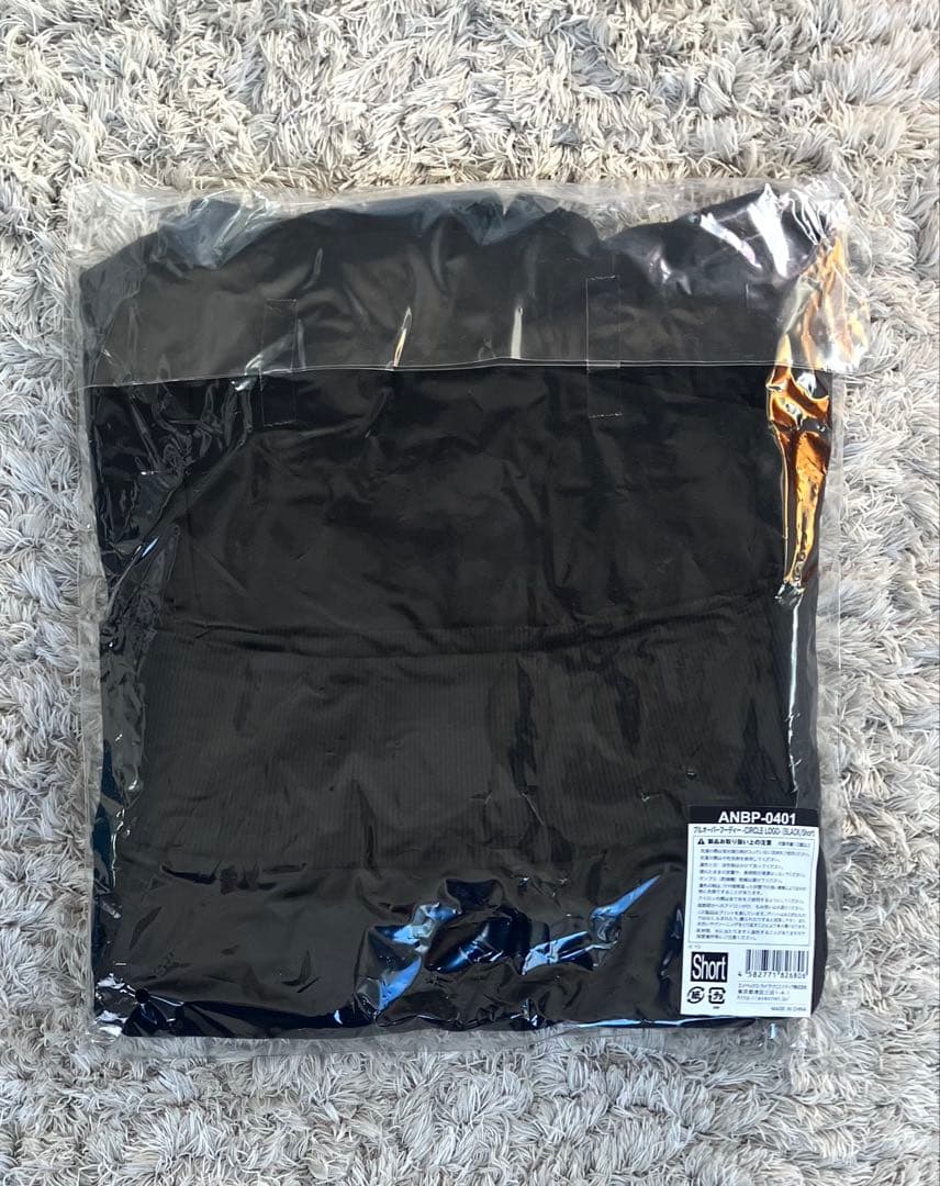 BLACKPINK DEADLINEプルオーバーフーディ　ブラック　ショート