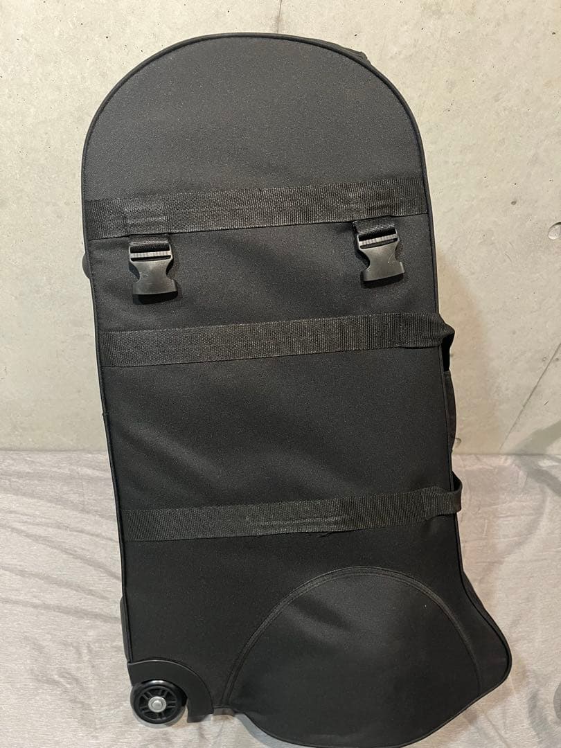 ユーフォニアムセミハードケース キャスター付き（リュック紐破損）