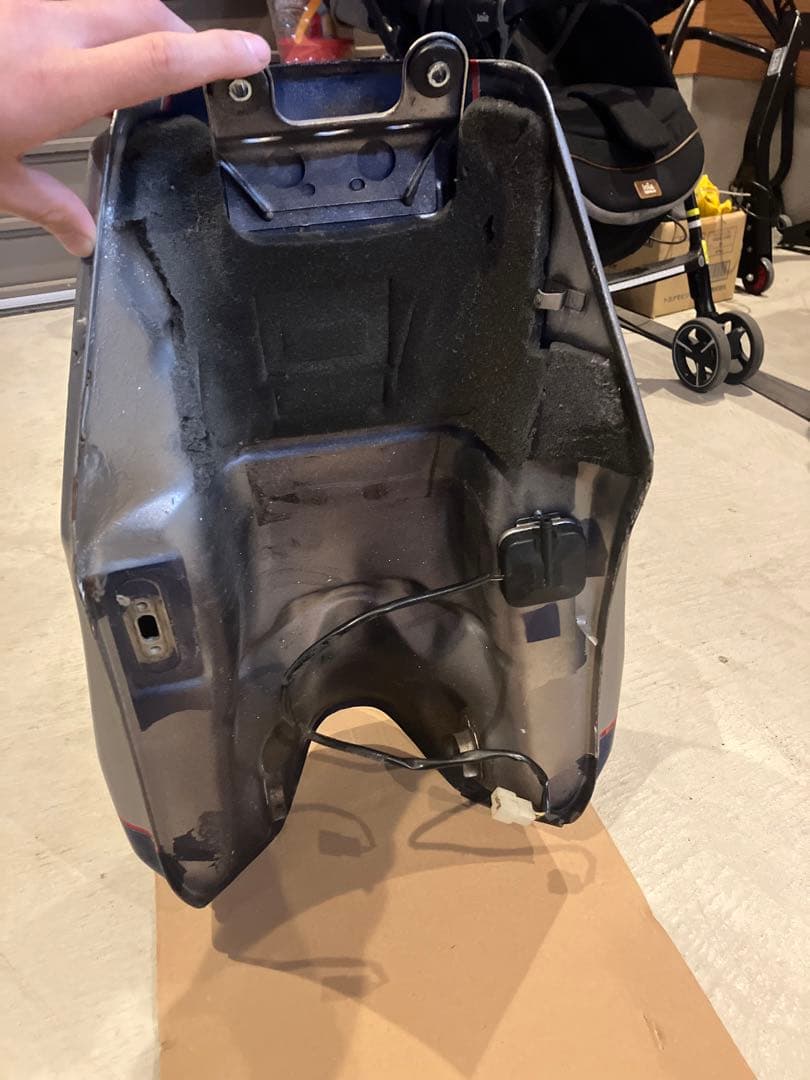 t*u様 gpz900r A9 Kawasaki バイク タンク 青 銀