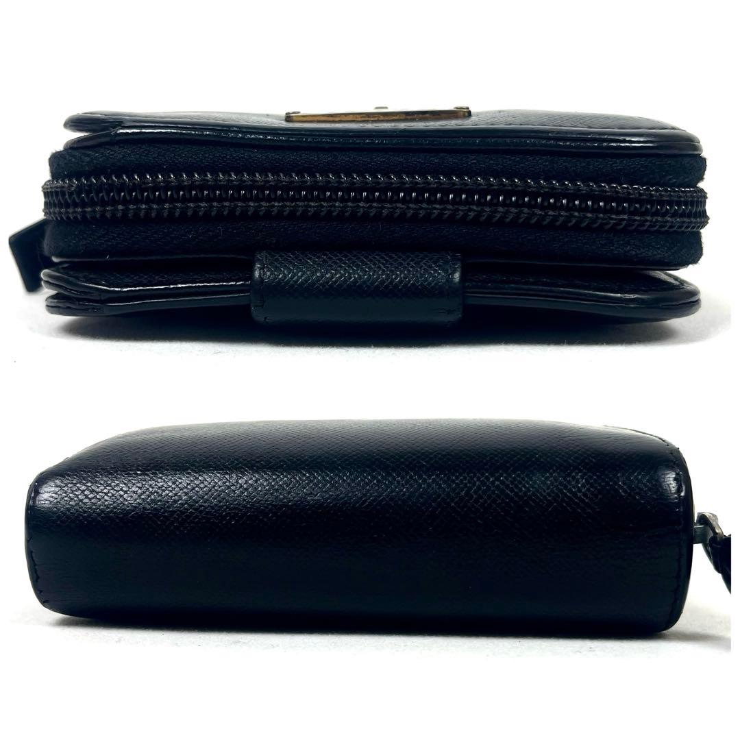 プラダ　折り財布　三角ロゴプレート　サフィアーノ　ラウンドファスナー　ブラック