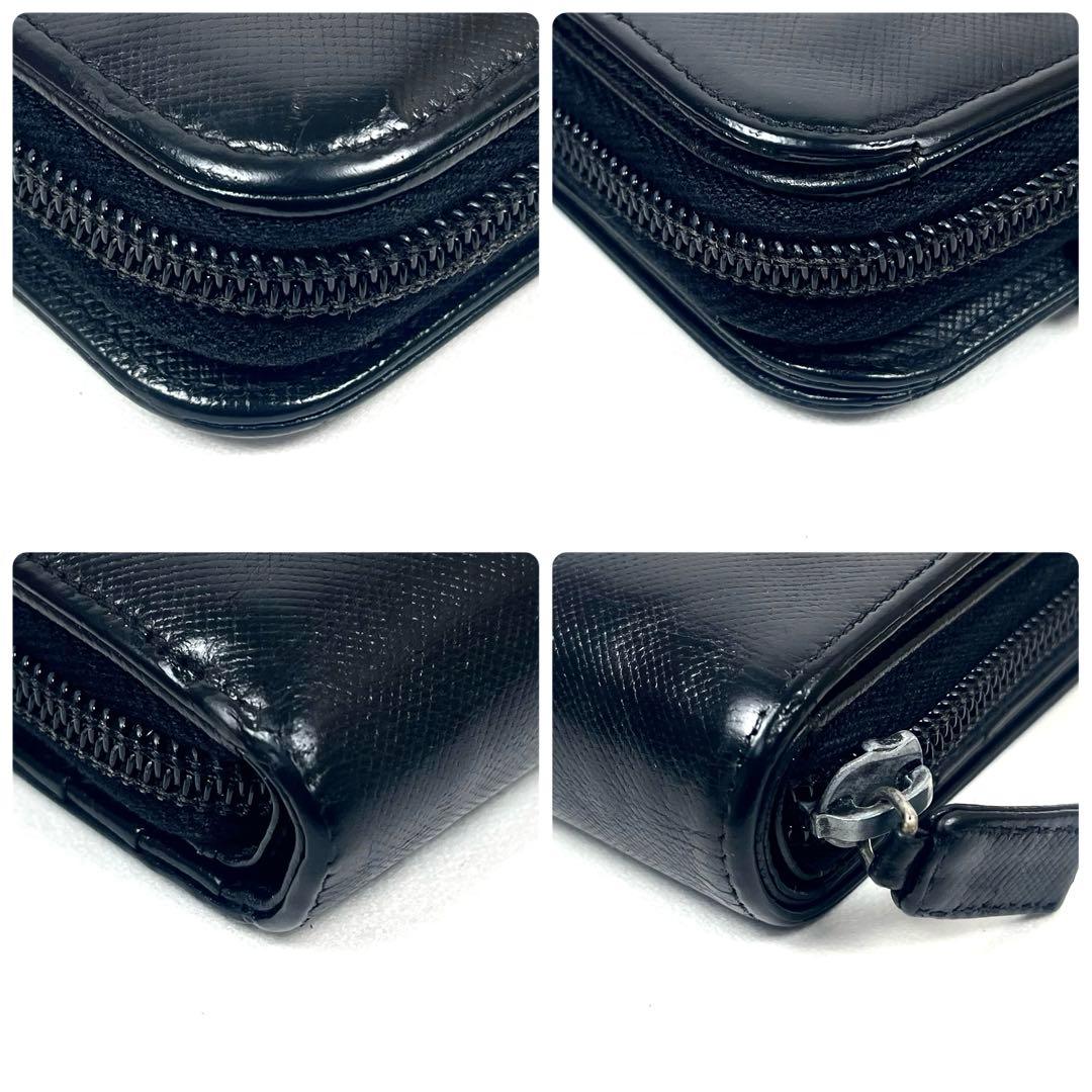 プラダ　折り財布　三角ロゴプレート　サフィアーノ　ラウンドファスナー　ブラック