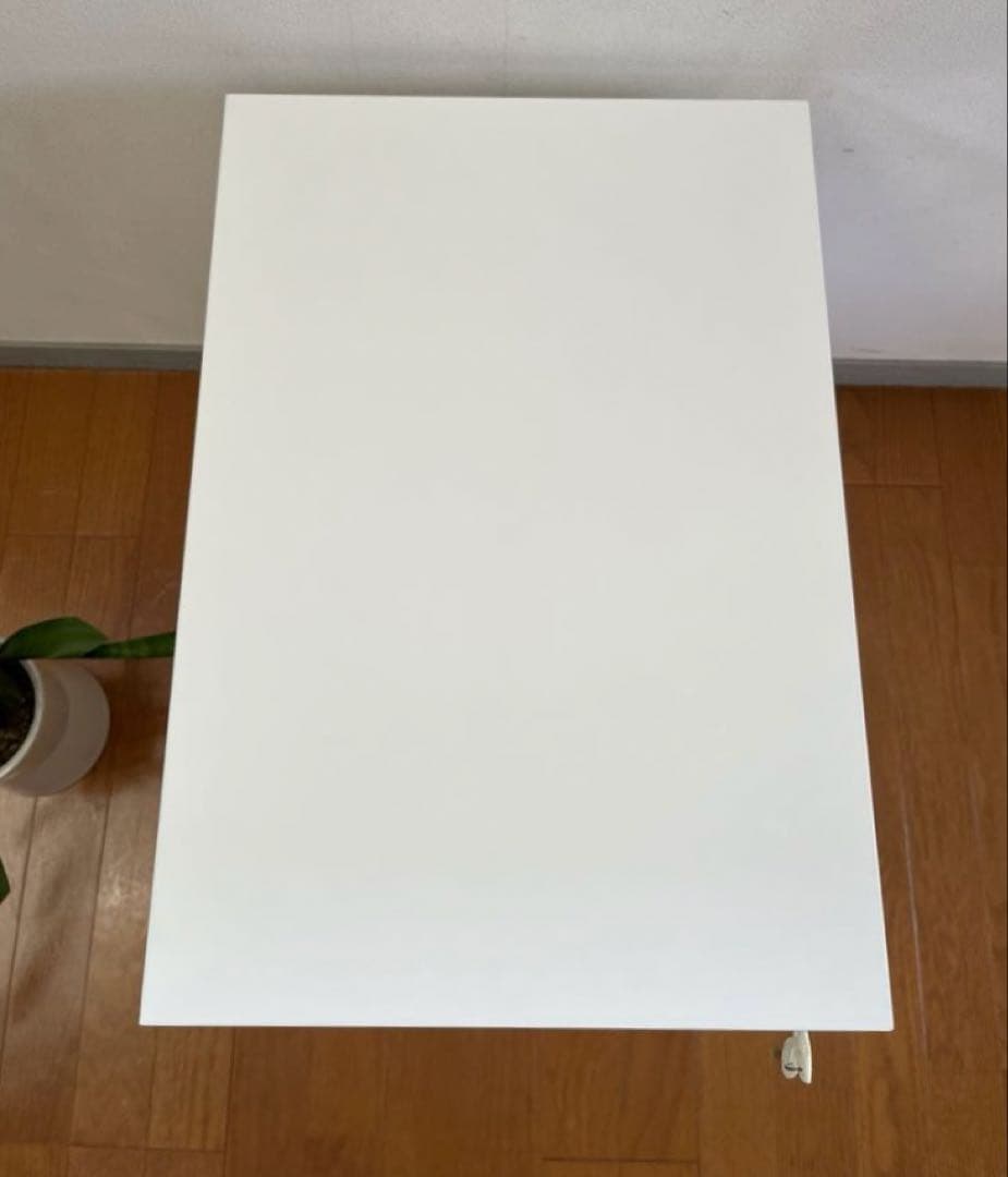 未使用品　イタリア ファントーニ　サイドキャビネット　8.3万　ワゴン　モダン