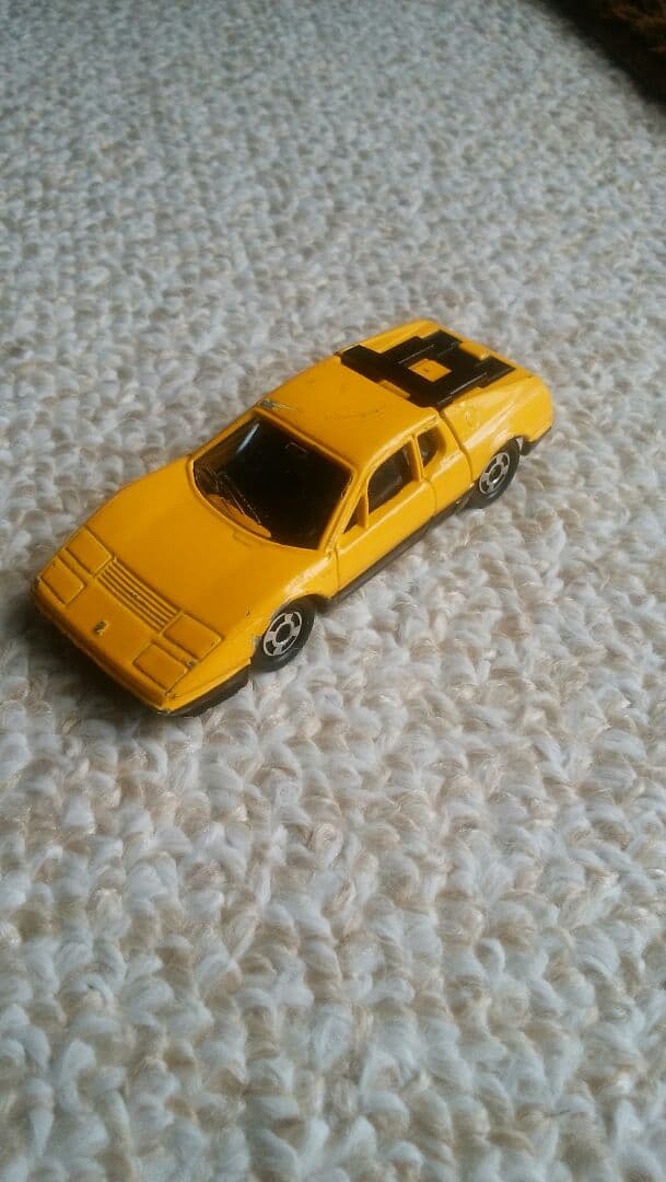 トミカ ミニカー 　フェラーリBB512　イエロー　1979年物