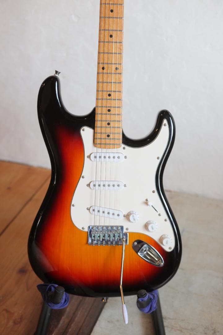 ストラトタイプ　サンバースト 調整済み