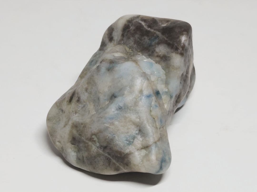 コン沢 88g 翡翠 ヒスイ 原石 鑑賞石 自然石 誕生石 鉱物 鉱石 水石