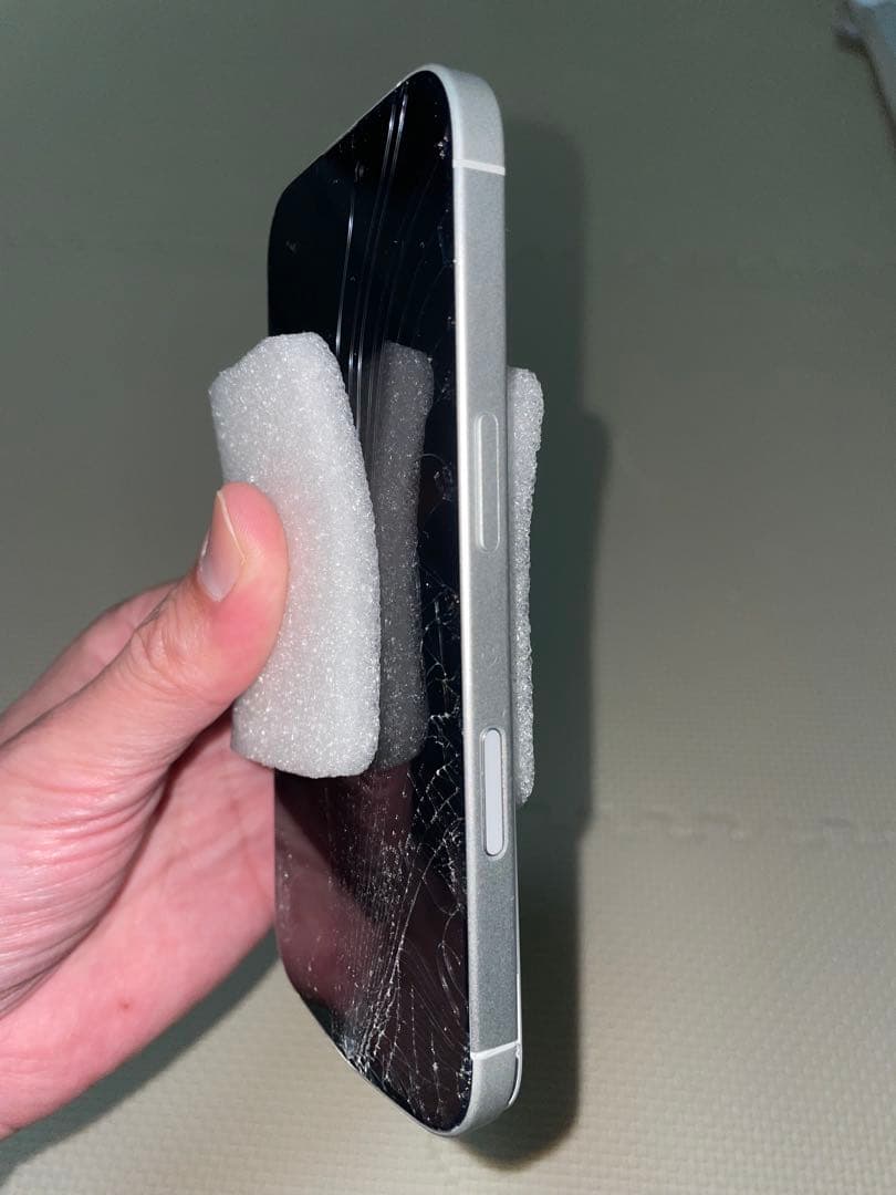 【ジャンク】【SIMフリー】Apple iPhone16 ホワイト512GB