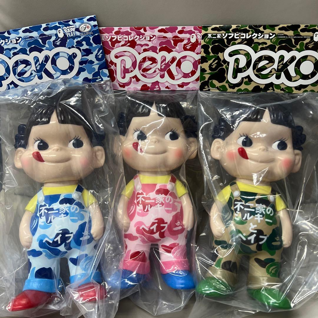 不二家 ソフビコレクション ベイプ × ペコちゃん （グリーン、ブルー、ピンク）
