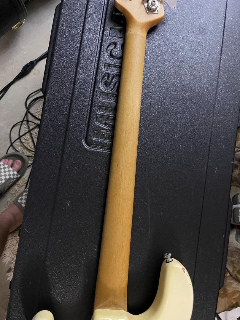 ベース 2005 Music Man Stingray 3 EQ H