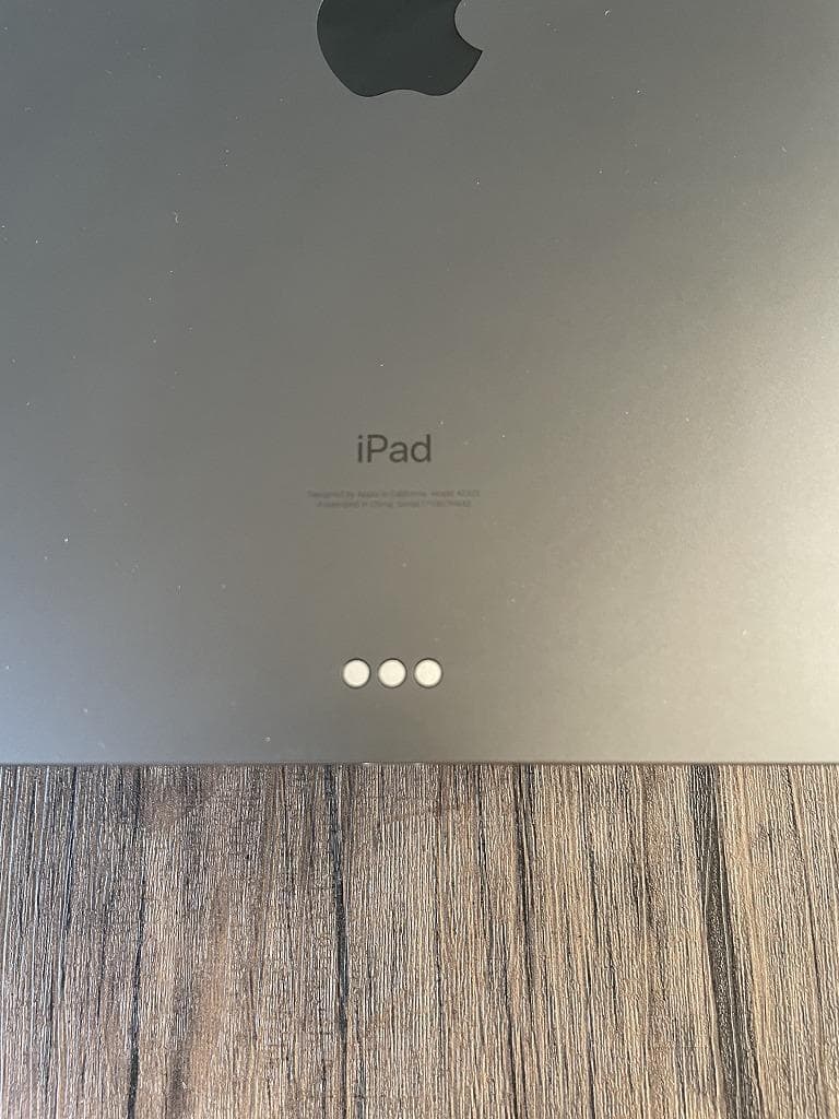 ①【美品】iPad Pro　11インチ　第3世代　Wi-Fi　128GB