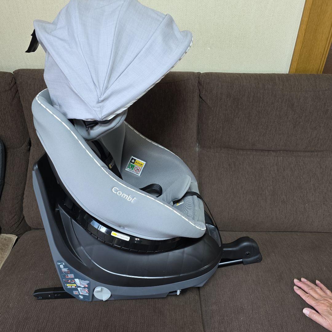 コンビ クルムーヴアドバンス ISOFIX EG JP-590 チャイルドシート