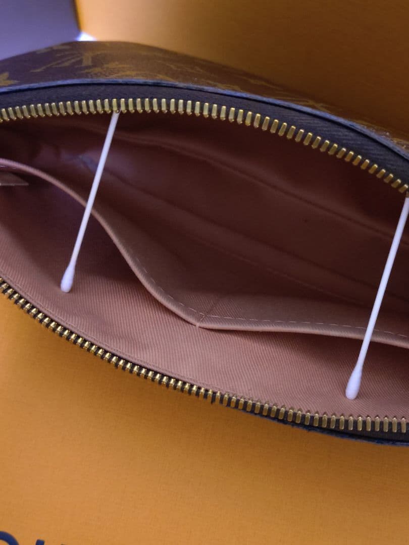 直営路面店購入　ルイヴィトン　モノグラム　ロレッタ