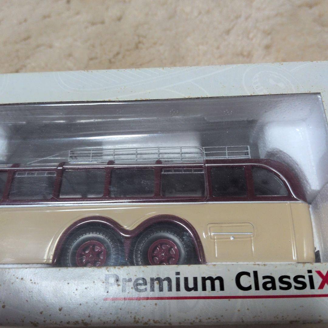 【値下げ】Premium ClassiXXs ミニカー クリーム色と茶色