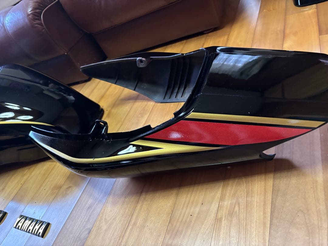 XJR400R YAMAHA 外装　タンク　テール　rh02