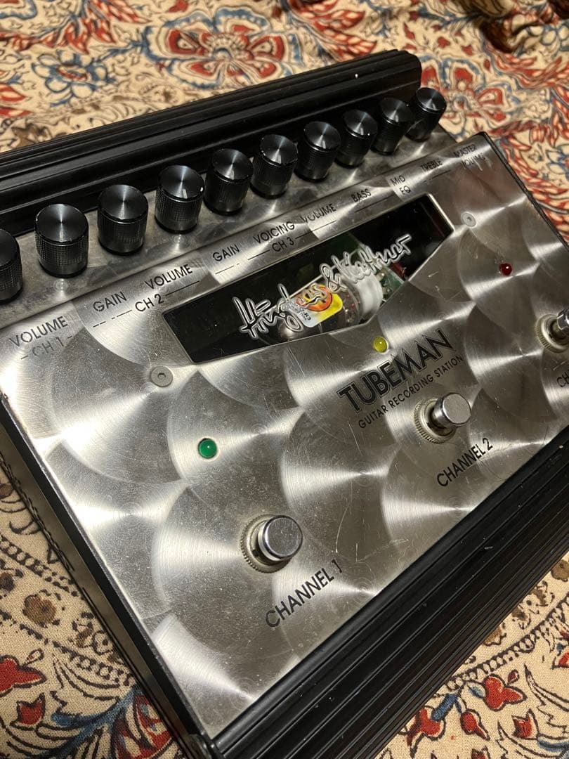 ギター Hughes&Kettner TUBEMAN2