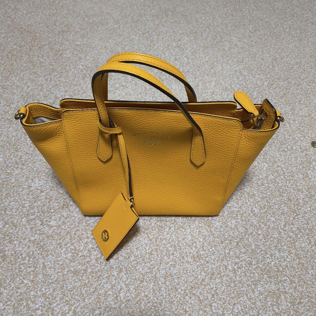 Gucci スウィング ミニ ハンドバッグ 2wax ショルダーバッグ イエロー