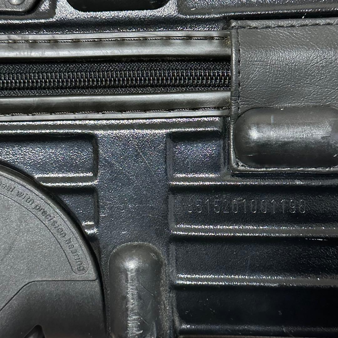 RIMOWA 851 52 salsa 2輪 黒 tsa機内持ち込み可能 35L