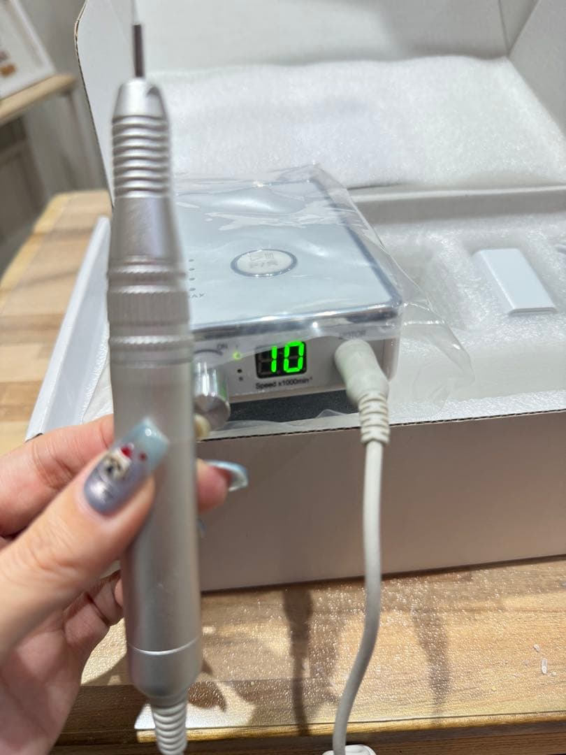 ネイル　ポータブルネイルマシン