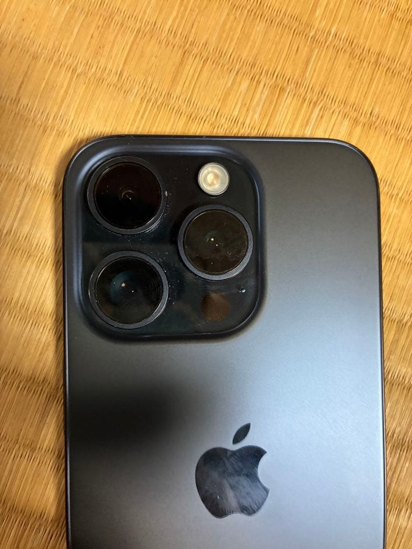 iPhone 15 Pro ブルー　バッテリー残量96% AppleCare有