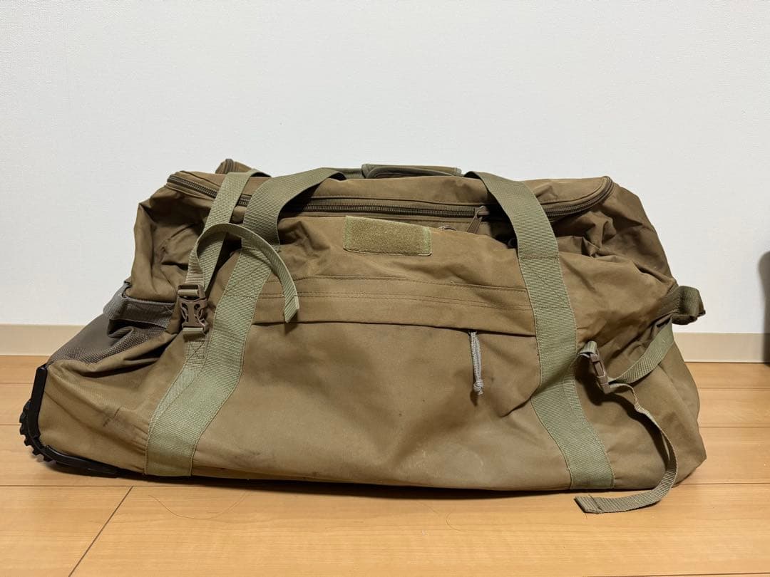 SOC キャリーバッグ　米軍　ミリタリー　実物