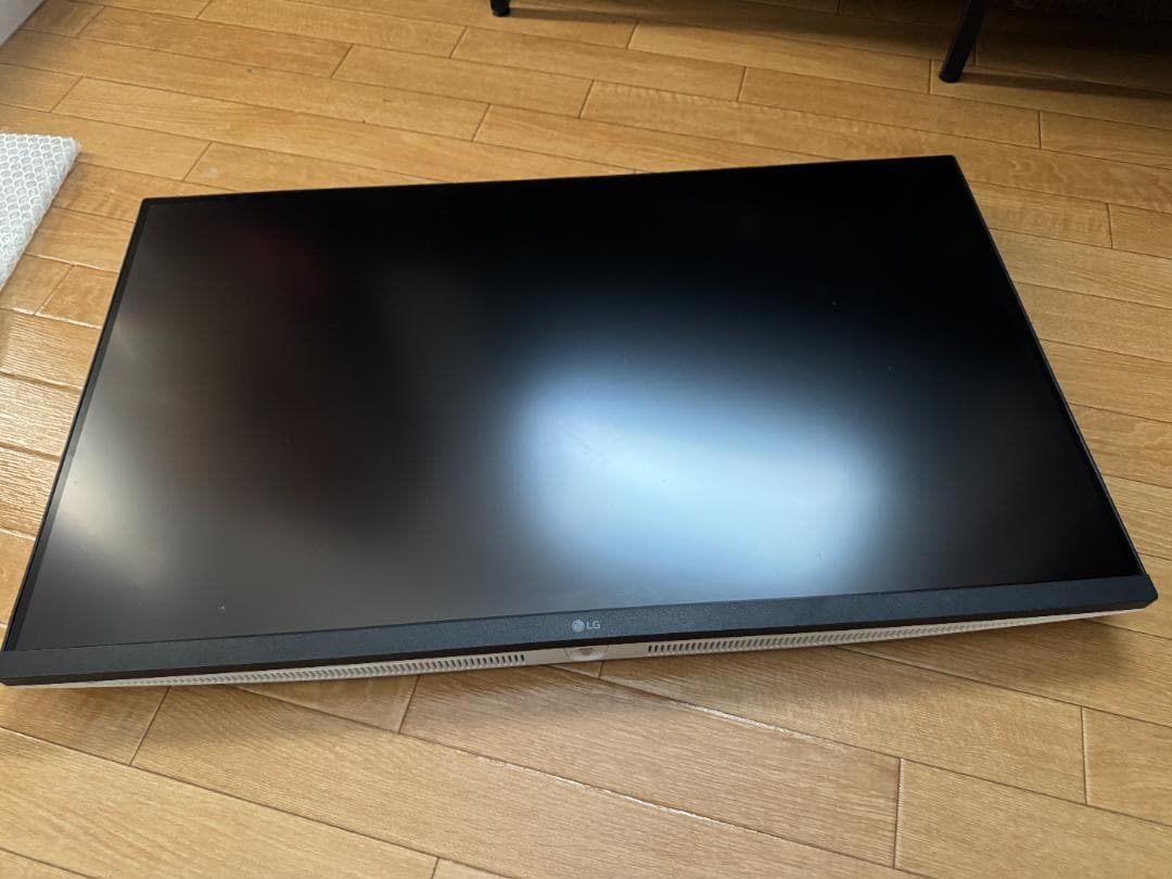 最終お値下げ‼ LG 32UQ850-W 31.5インチ モニター ディスプレイ