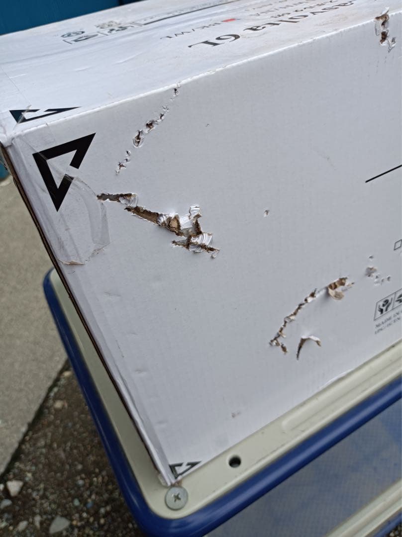 F1963【未開封】 LOWYA 照明器具　ラスボルタ 6灯