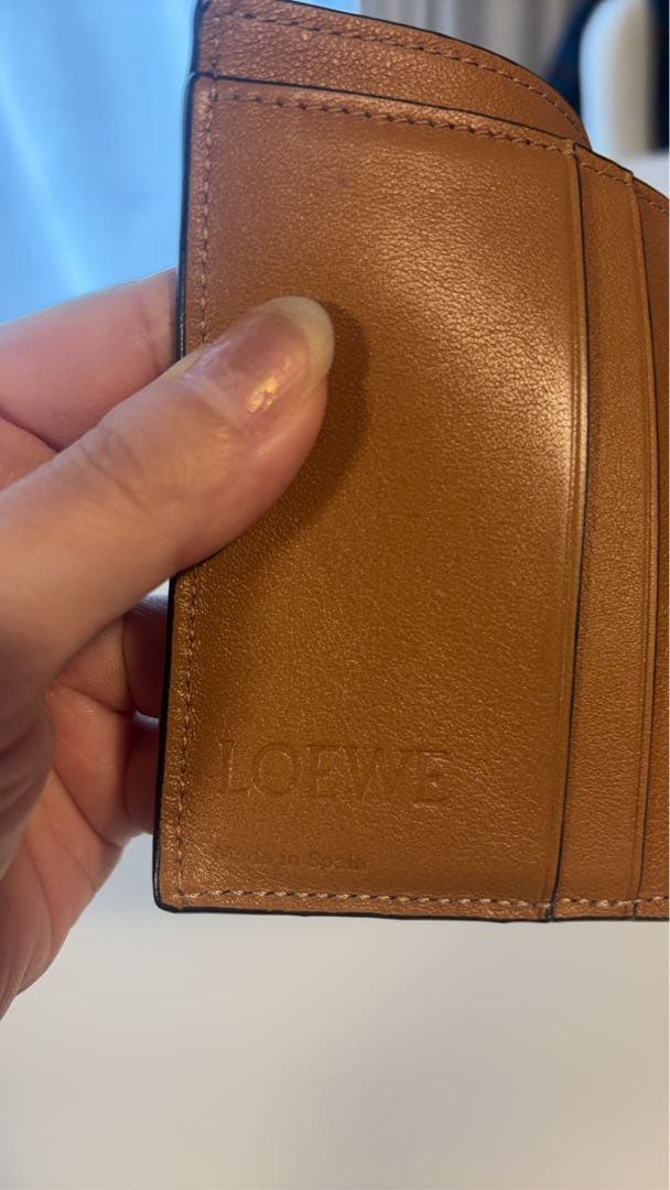 LOEWE ロエベ　 スリムジップバイフォールドウォレット