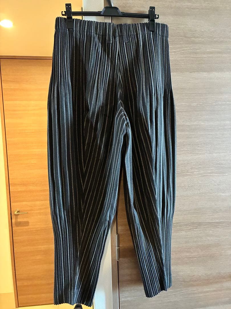 オムプリッセ　イッセイミヤケ　パンツ　3