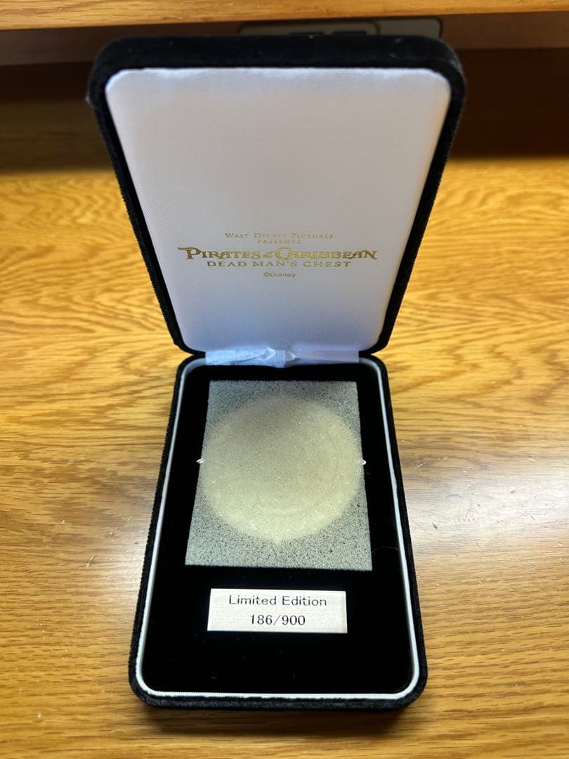 パイレーツ・オブ・カリビアン 銀貨(抽選メダル) 186/900