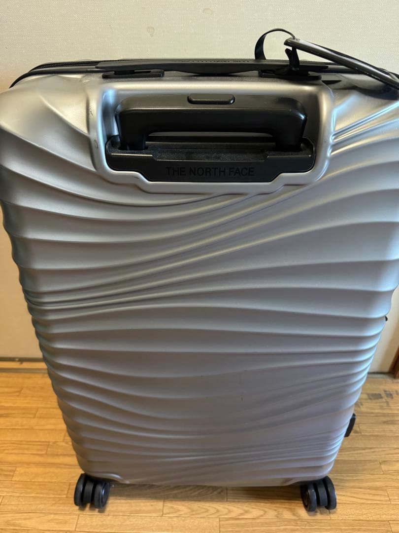THE NORTH FACE キャリーケース 海外限定