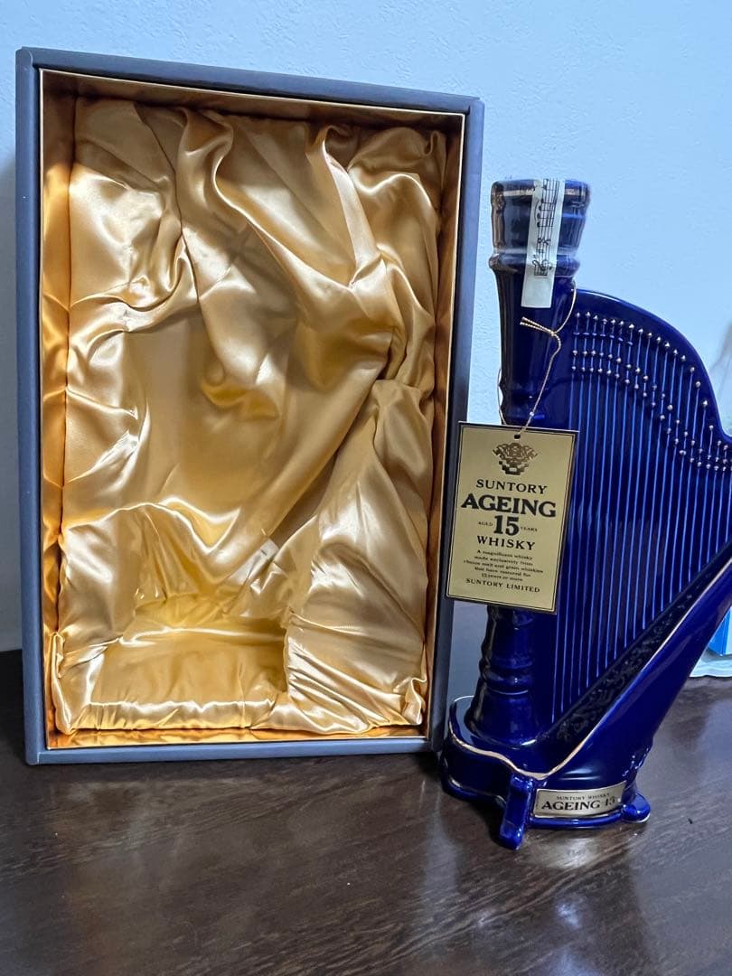 サントリー SUNTORY エイジング 15年 ハープ型ボトル 陶器 500ml