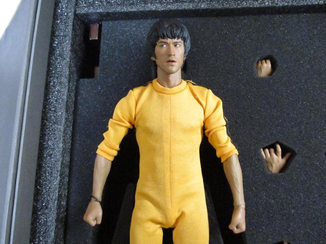 n*o様 エンターベイ　ブルースリー　75周年　1/6フィギュア