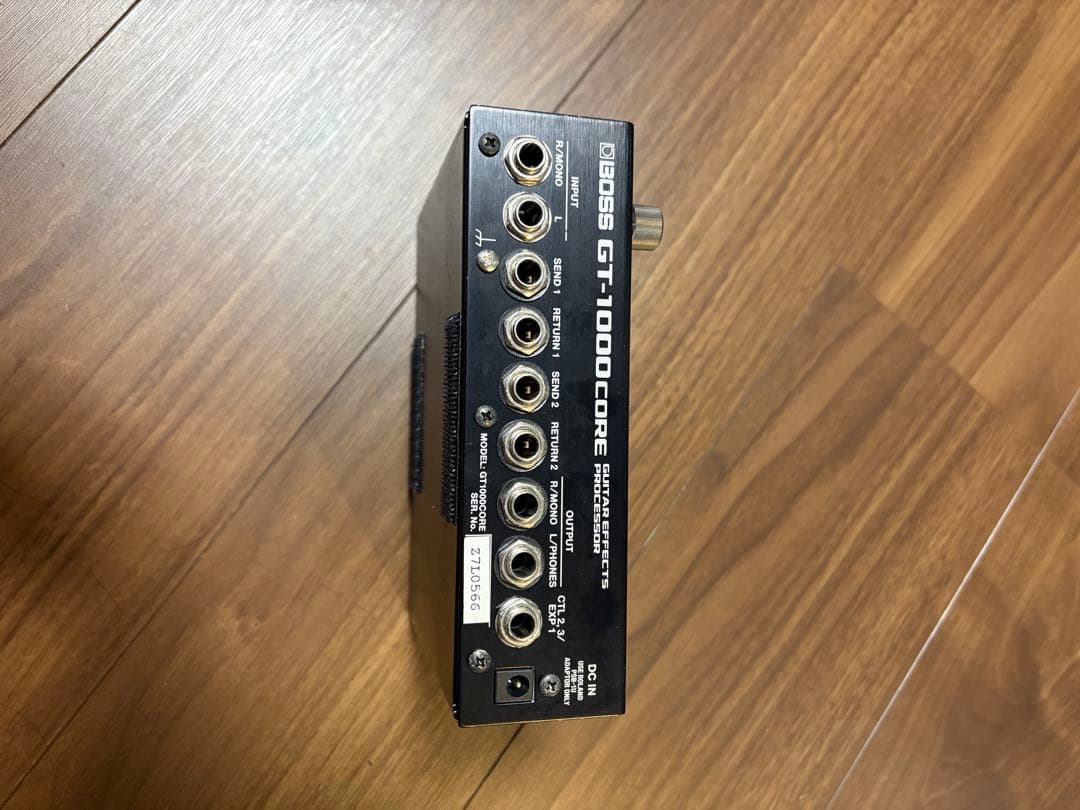 BOSS GT-1000CORE ギターマルチエフェクター 箱・付属品付き