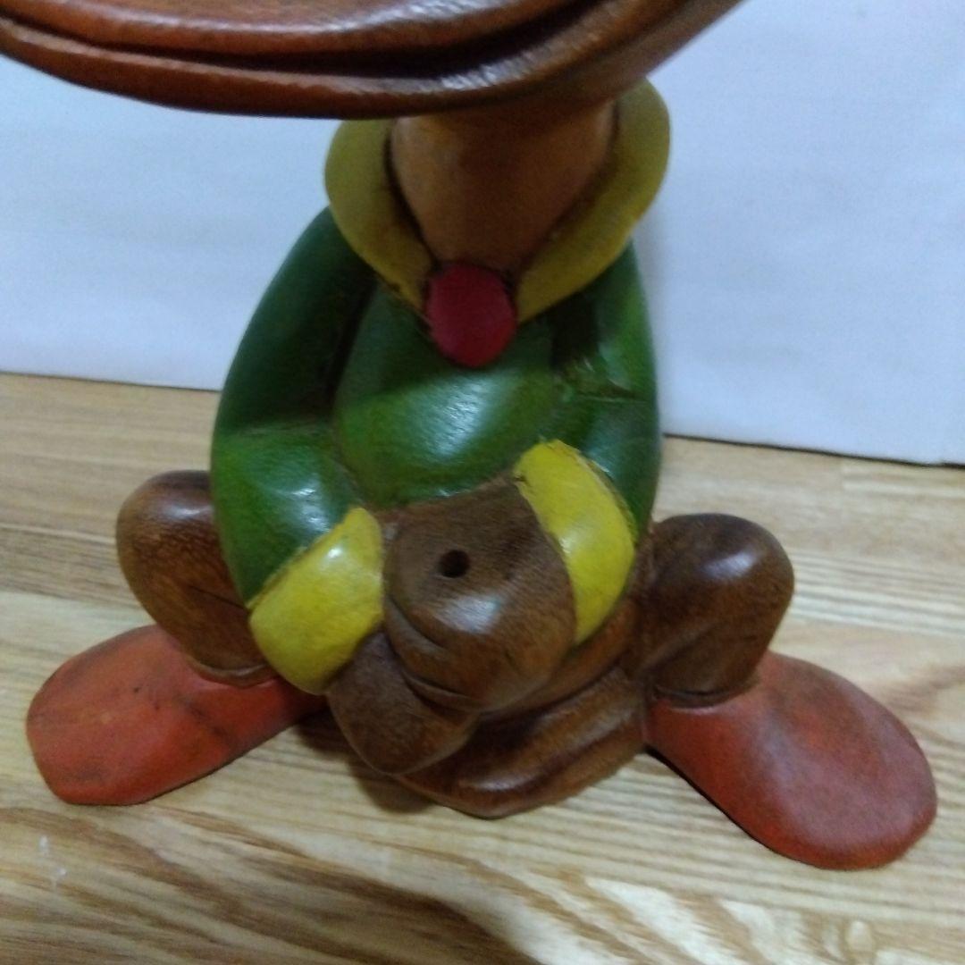 ドナルドダック　木彫りの置物