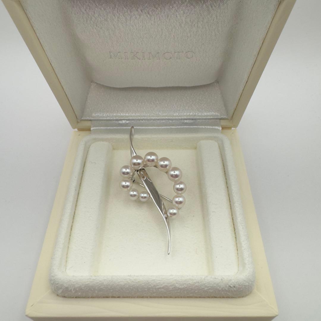 ✨美品✨ミキモト　K18 ブローチ