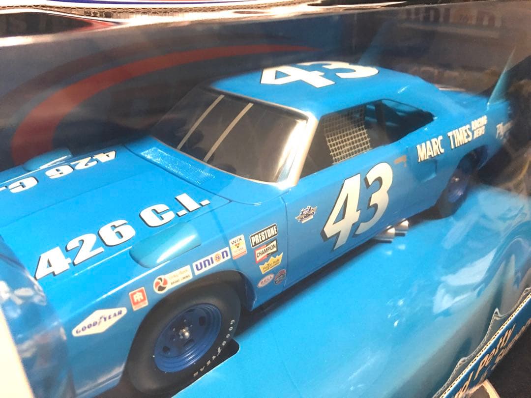 NASCAR 1970 プリムス　スーパーバード ロードランナー　ペティ