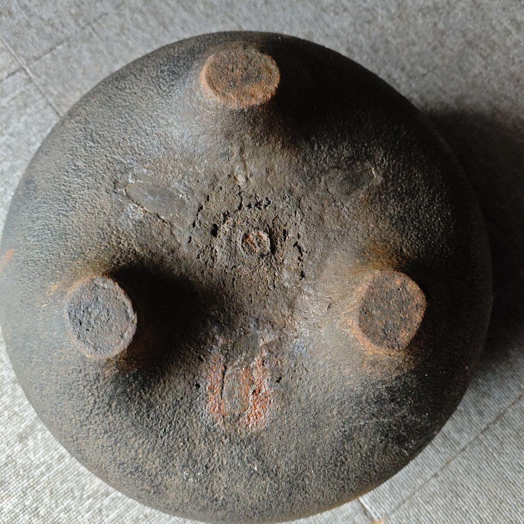 茶道具セット（鉄製茶釜・陶器プレート）