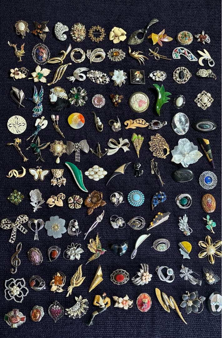 【専用価格】ブローチ　大量　まとめ売り　120点