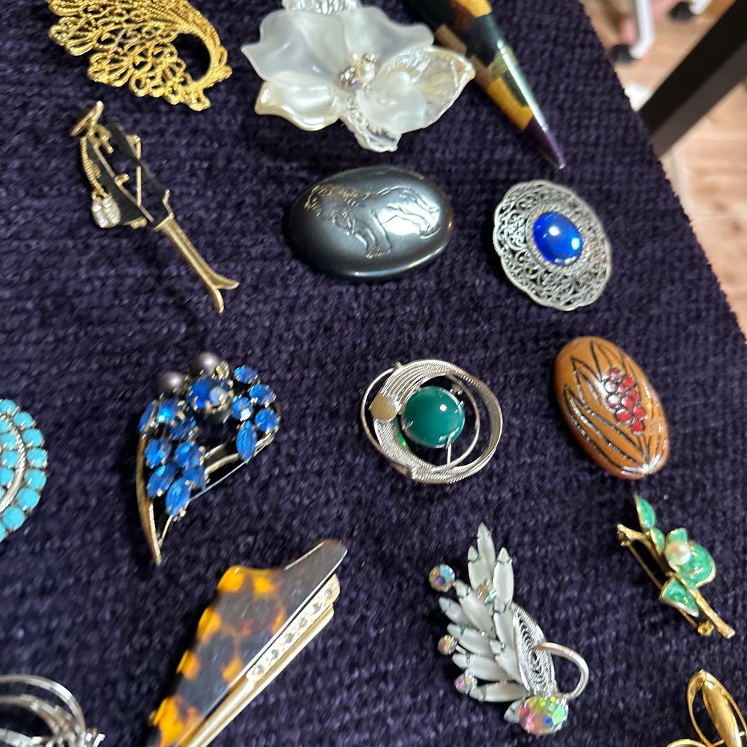 【専用価格】ブローチ　大量　まとめ売り　120点