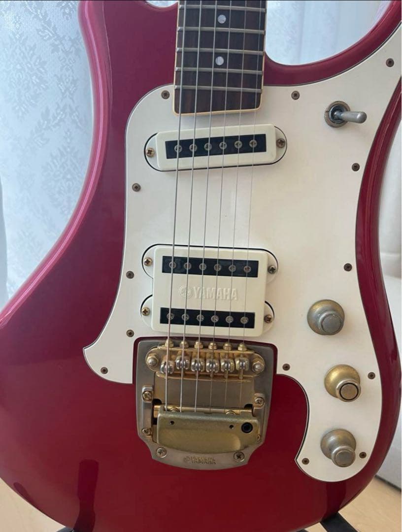 Yamaha SGV700 レッドエレキギター