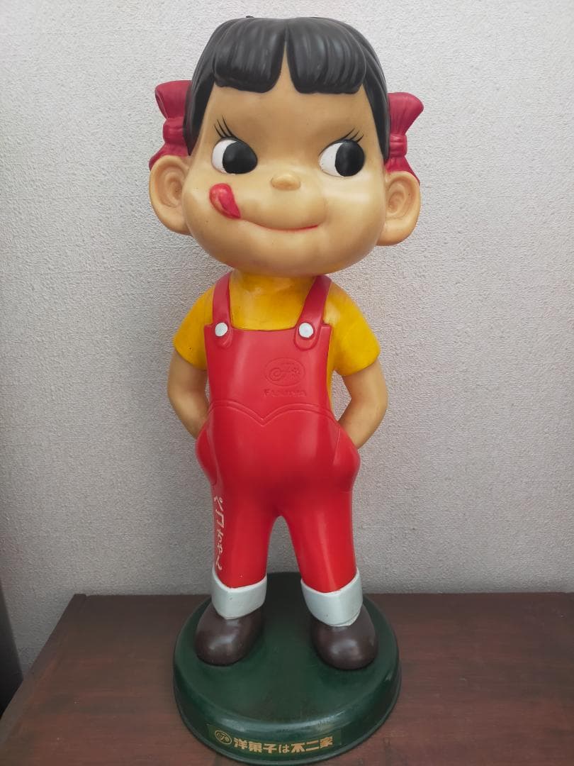 不二家　ペコちゃん人形　４７ｃｍ　ブリキ台