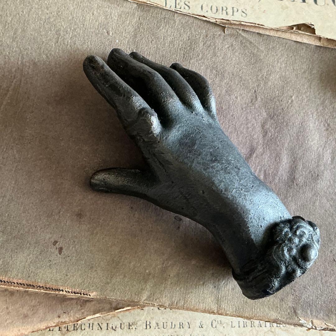 １９世紀　フランスアンティーク　ハンドモチーフ　ペーパーウェイト　アイアン鋳物