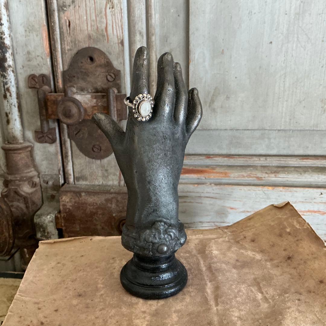 １９世紀　フランスアンティーク　ハンドモチーフ　ペーパーウェイト　アイアン鋳物