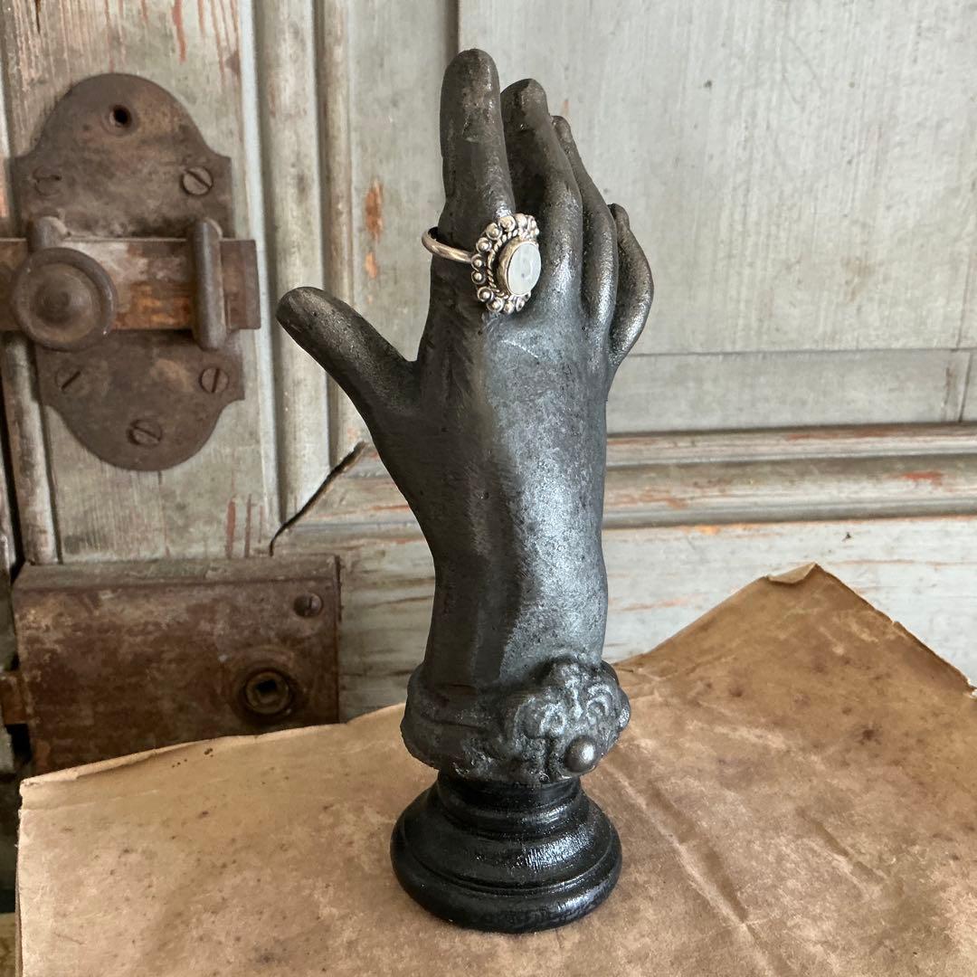 １９世紀　フランスアンティーク　ハンドモチーフ　ペーパーウェイト　アイアン鋳物