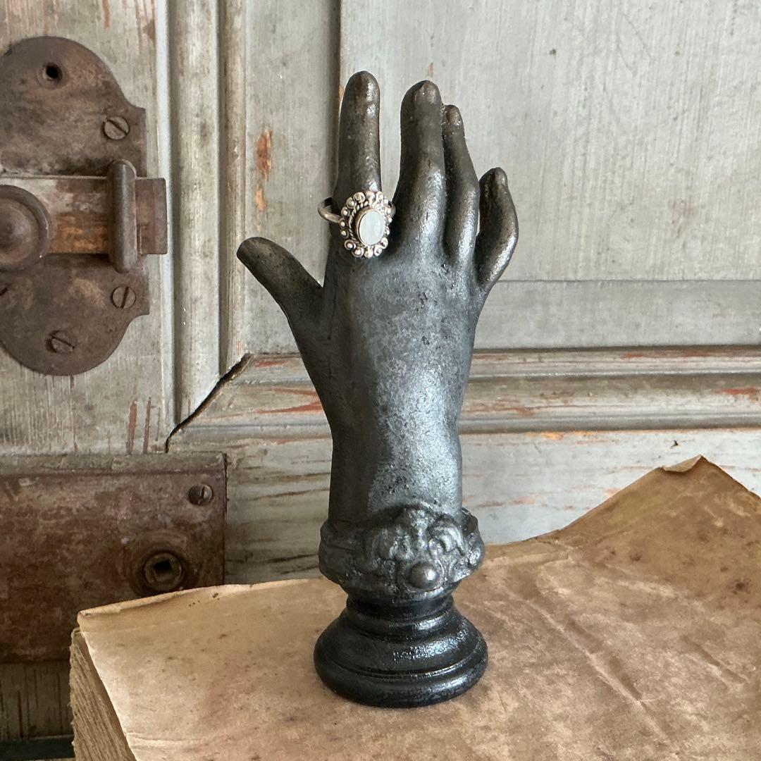 １９世紀　フランスアンティーク　ハンドモチーフ　ペーパーウェイト　アイアン鋳物