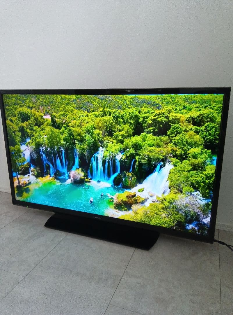 美品 フルHD40型シャープLED液晶テレビ アクオス