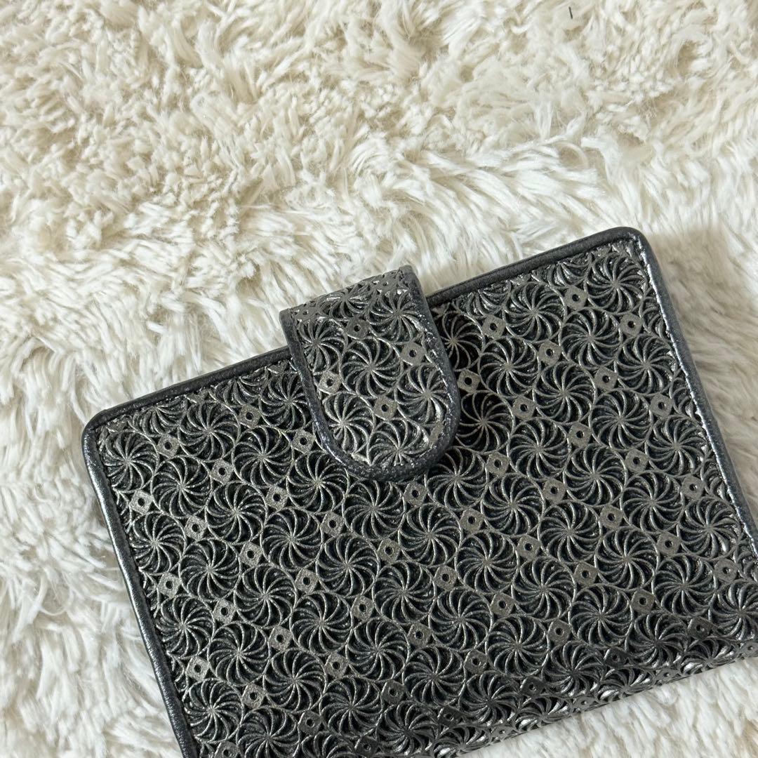 ⭐️新品未使用⭐️　ヒロコハヤシ　GIRASOLE　二つ折り財布　メタリック加工