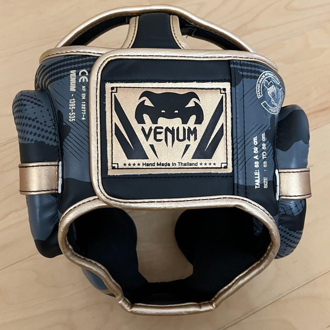 VENUM ヘッドギア ブラック/ゴールド